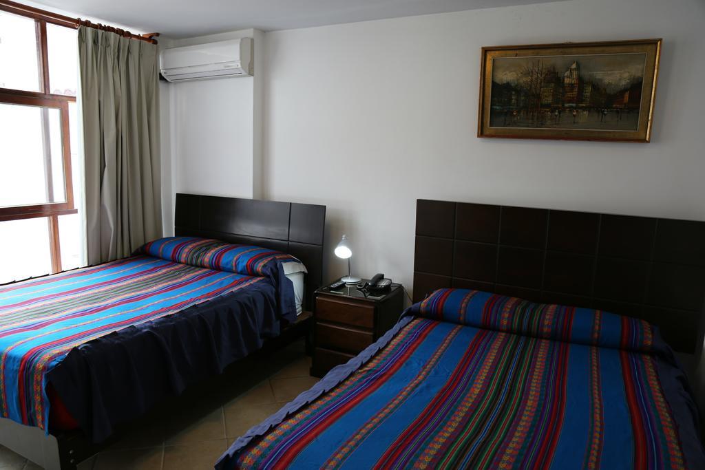 Hotel Miraflores Lodge Lima Bilik gambar